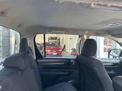 2019 Toyota Hilux SR