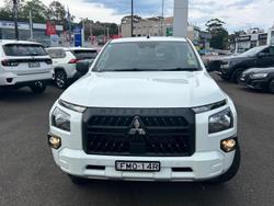 2024 Mitsubishi
Triton GLX+