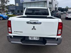2024 Mitsubishi
Triton GLX+