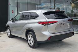 2022 Toyota Kluger GX