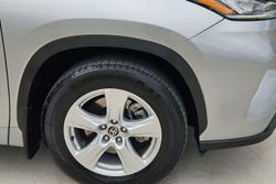 2022 Toyota Kluger GX