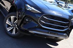 2025 Isuzu MU-X LS-T