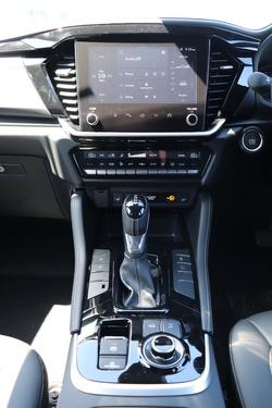 2025 Isuzu MU-X LS-T