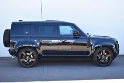 2023 Land Rover Defender 110 P525 V8 L663 MY23.5 AWD Santorini Black