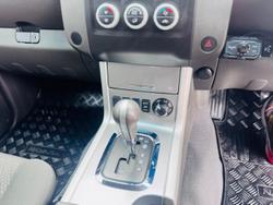 2013 Nissan Navara ST-X D40 Series 5 4X4 Dual Range Arctic White