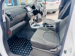 2013 Nissan Navara ST-X D40 Series 5 4X4 Dual Range Arctic White