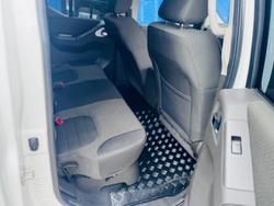 2013 Nissan Navara ST-X D40 Series 5 4X4 Dual Range Arctic White