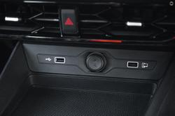 2024 MG MG5 Essence MY24 Misty Grey