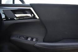 2024 Mitsubishi Outlander ES ZM MY24 White