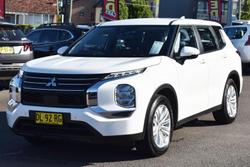 2024 Mitsubishi Outlander ES ZM MY24 White