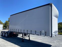 2017 Barker 12 Pallet Straight Deck Curtainsider A Trailer