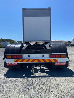 2017 Barker 12 Pallet Straight Deck Curtainsider A Trailer