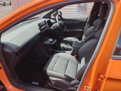 2024 MG MG4 Long Range 77 180kW MEH32 MY24 Volcano Orange