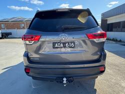 2017 Toyota Kluger GXL GSU50R Predawn Grey