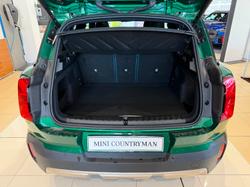 2024 MINI Countryman SE Favoured