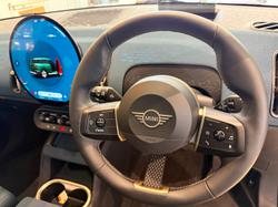 2024 MINI Countryman SE Favoured