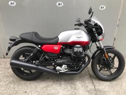 2025 Moto Guzzi V7 Stone Corsa