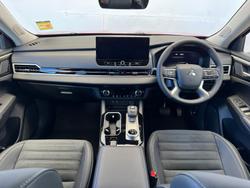 2025 Mitsubishi Outlander Aspire