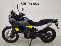 2022 HUSQVARNA NORDEN 901 Blue