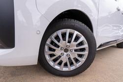 2025 Peugeot Expert Premium