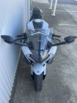 CFMOTO 675SR-R ROAD GREY