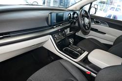 2023 Kia Carnival S