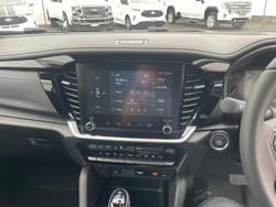 2025 Isuzu MU-X LS-T