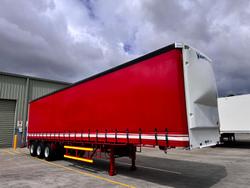 2009 Vawdrey
22 Pallet Sd Curtain R/T, Fork Lift, Safety Kick Up Rails