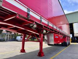 2001 Maxitrans St3 22 Pallet Sd Curtain Sider
