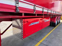 2001 Maxitrans St3 22 Pallet Sd Curtain Sider
