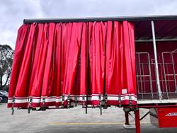 2001 Maxitrans St3 22 Pallet Sd Curtain Sider