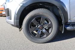 2025 Isuzu D-MAX X-TERRAIN