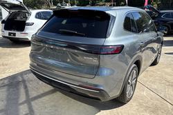 2025 Geely Starray EM-i Complete