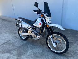 2018 Suzuki DR650SE White