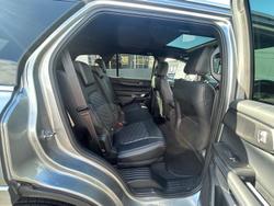 2025 Ford Everest Platinum