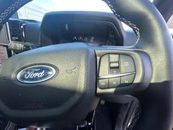 2025 Ford Everest Platinum