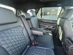 2025 Ford Everest Platinum