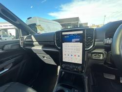 2025 Ford Everest Platinum