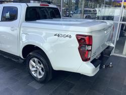 2024 Isuzu
D-MAX LS-M