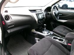 2017 Nissan
                Navara SL