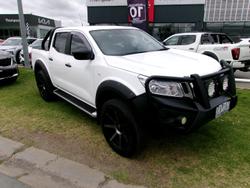 2017 Nissan
                Navara SL