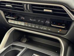 2024 Mazda CX-80 G40e Touring