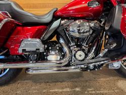 2011 Harley-davidson FLHTCU U/C ELECTRA GLIDE Red