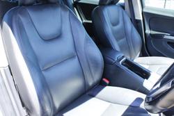 2010 Volvo S60 T6 AWD Cosmic White