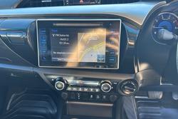 2019 Toyota Hilux SR5