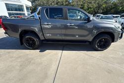 2019 Toyota Hilux SR5