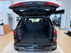 2019 BMW X7 M50d