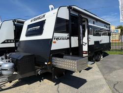 2025 Franklin Razor 220 Triple Bunk