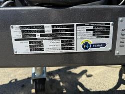 2025 Franklin Razor 220 Triple Bunk