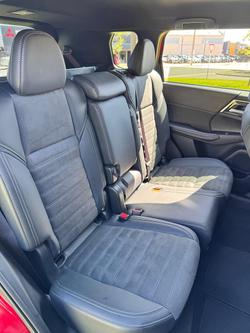 2024 Mitsubishi Outlander Black Edition ZM MY24 Red Diamond